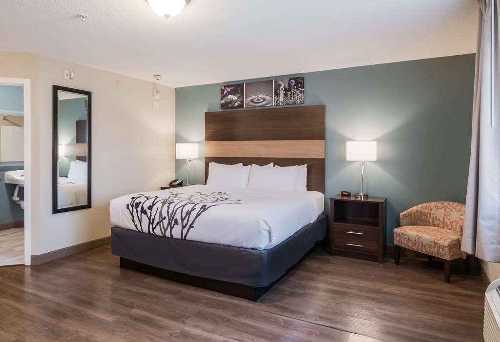 Sleep Inn & Suites Columbus Next To Fort Moore Room photo